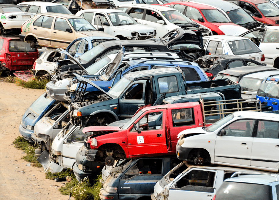 Junk Car Buyers: Turning Your Old Vehicle into Cash | Ellenwood Towing